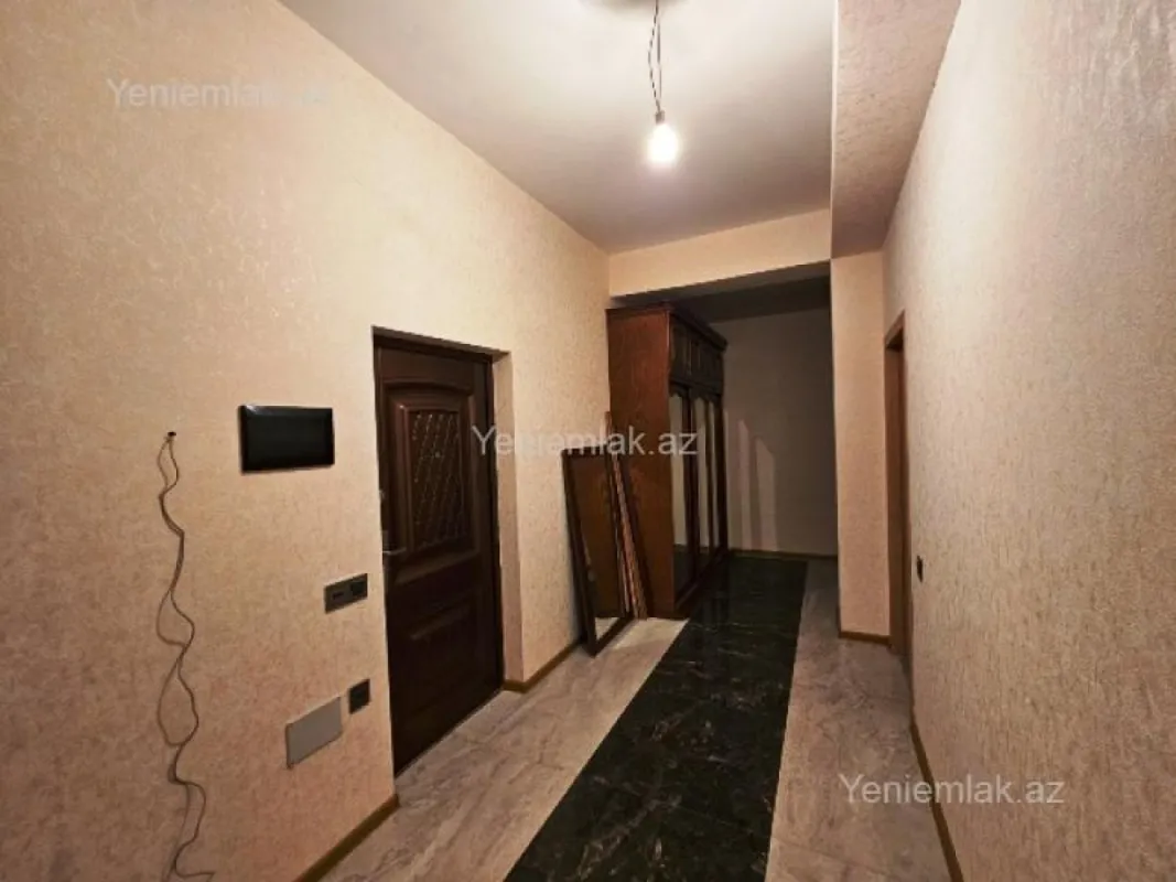 Satılır 2 otaqlı yeni tikili 81 m²