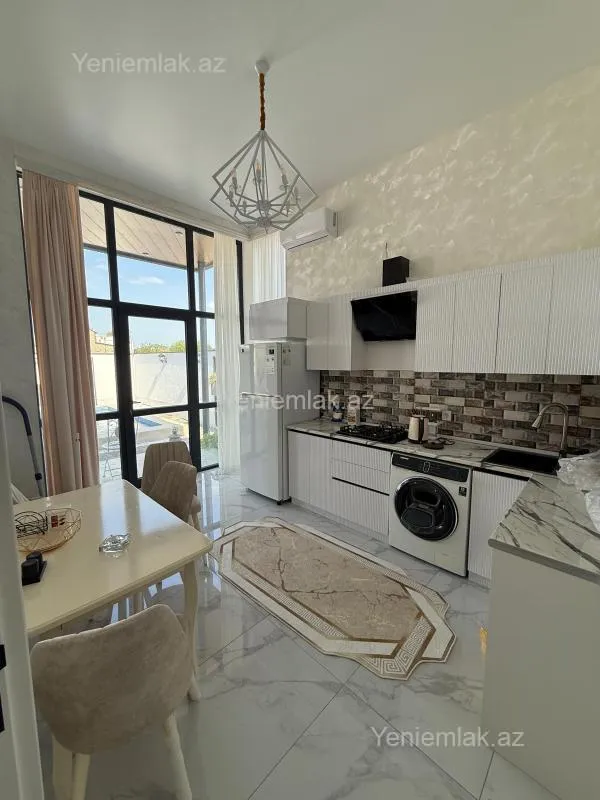 Satılır 3 otaqlı həyət evi 100 m²