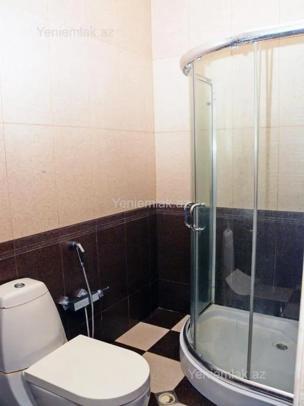 Satılır 6 otaqlı həyət evi 150 m²