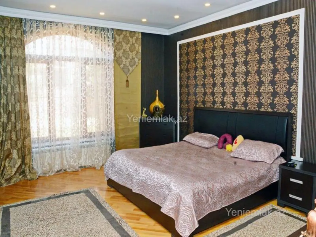 Satılır 6 otaqlı həyət evi 150 m²