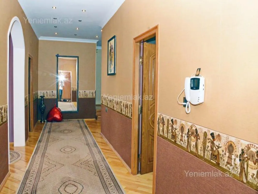 Satılır 6 otaqlı həyət evi 150 m²