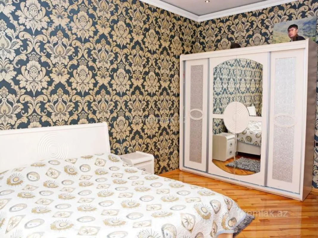 Satılır 6 otaqlı həyət evi 150 m²