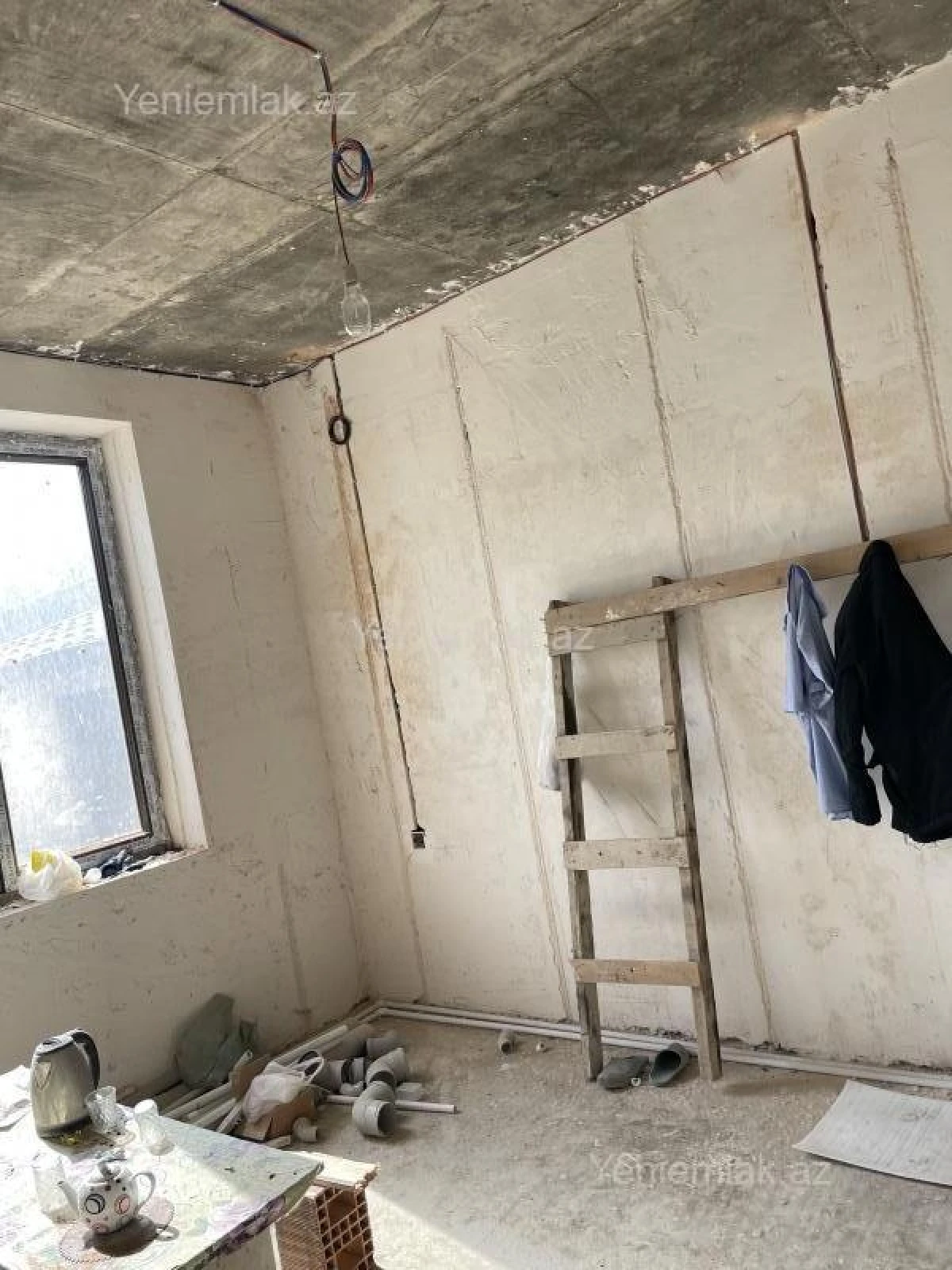 Satılır 6 otaqlı həyət evi 250 m²