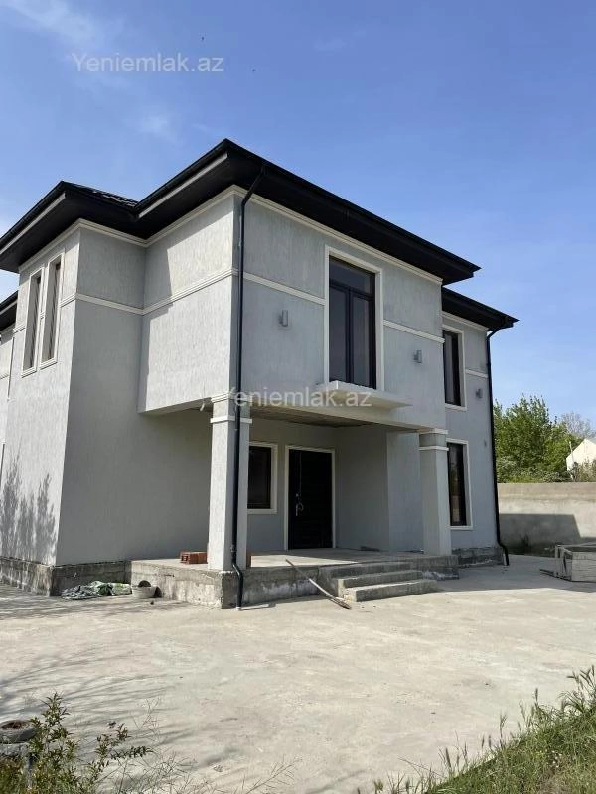Satılır 6 otaqlı həyət evi 250 m²