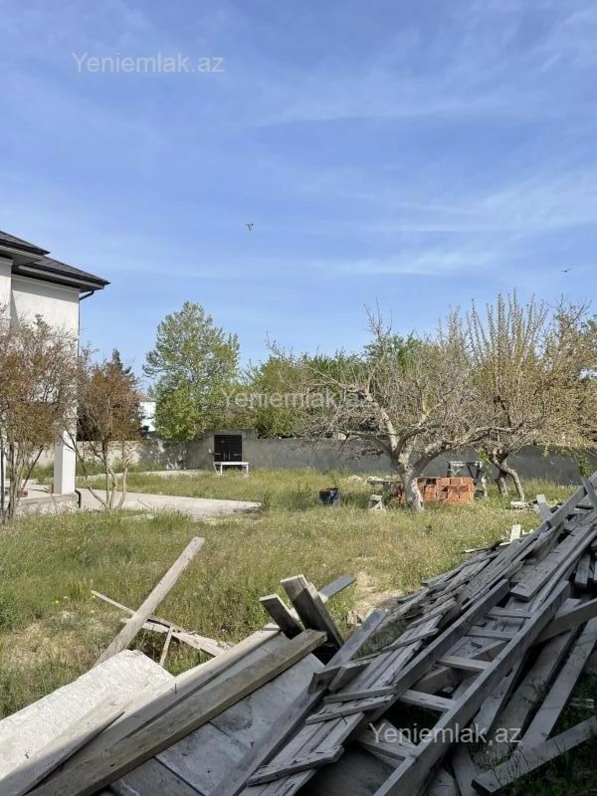 Satılır 6 otaqlı həyət evi 250 m²