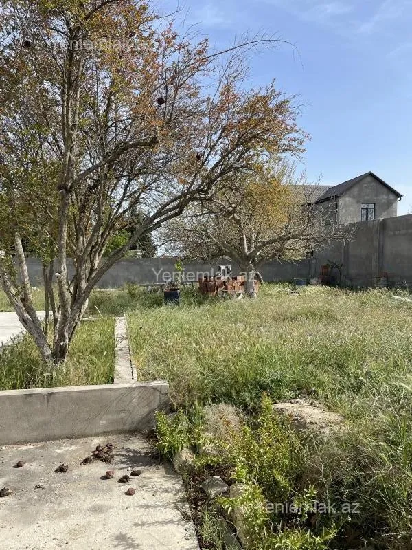 Satılır 6 otaqlı həyət evi 250 m²