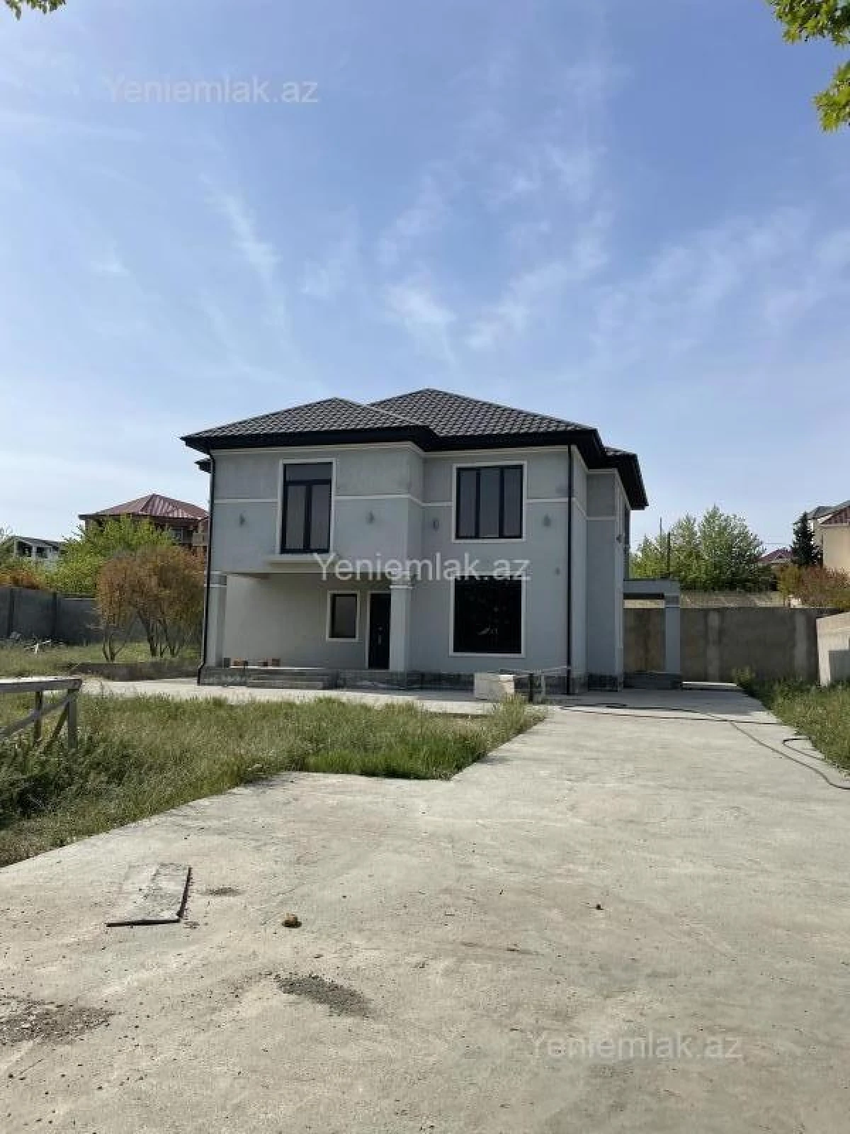 Satılır 6 otaqlı həyət evi 250 m²