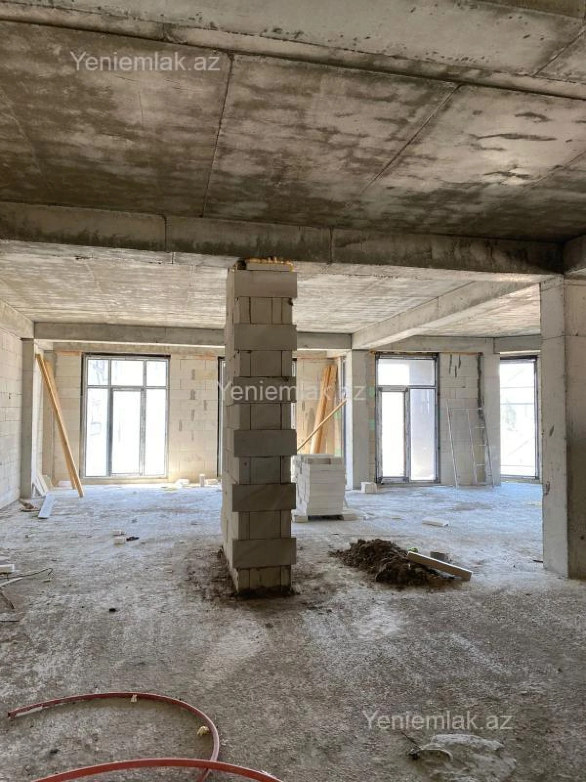 Satılır 5 otaqlı yeni tikili 311.8 m²