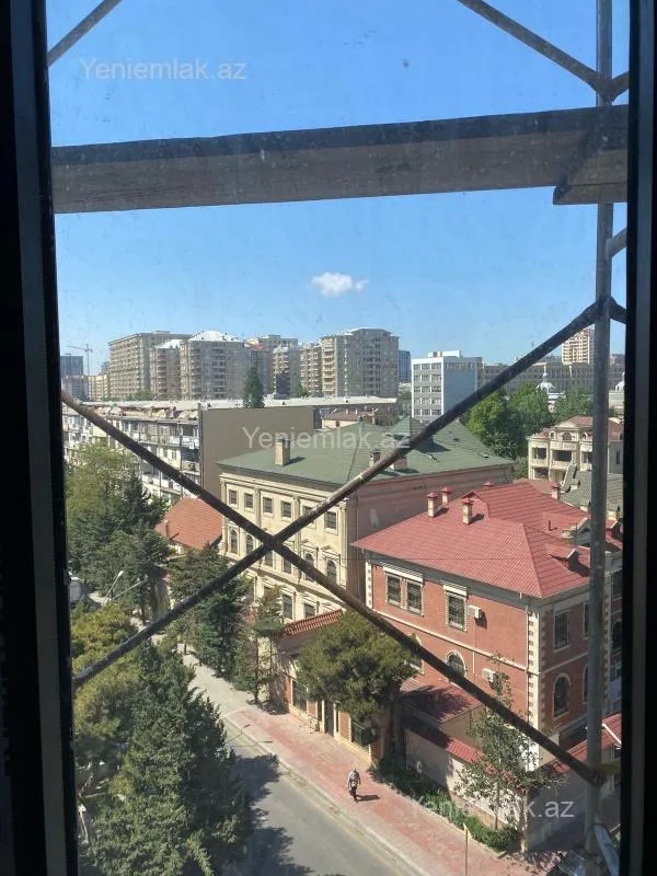 Satılır 5 otaqlı yeni tikili 311.8 m²
