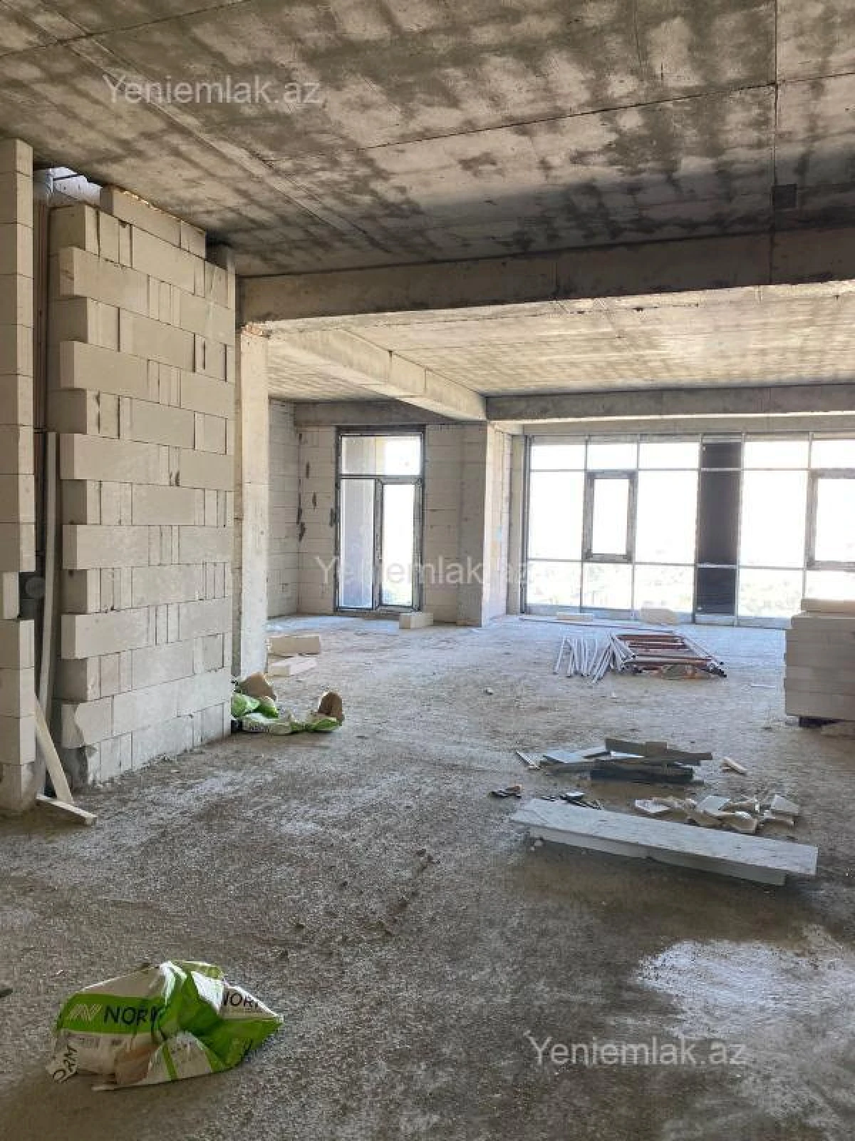 Satılır 5 otaqlı yeni tikili 311.8 m²