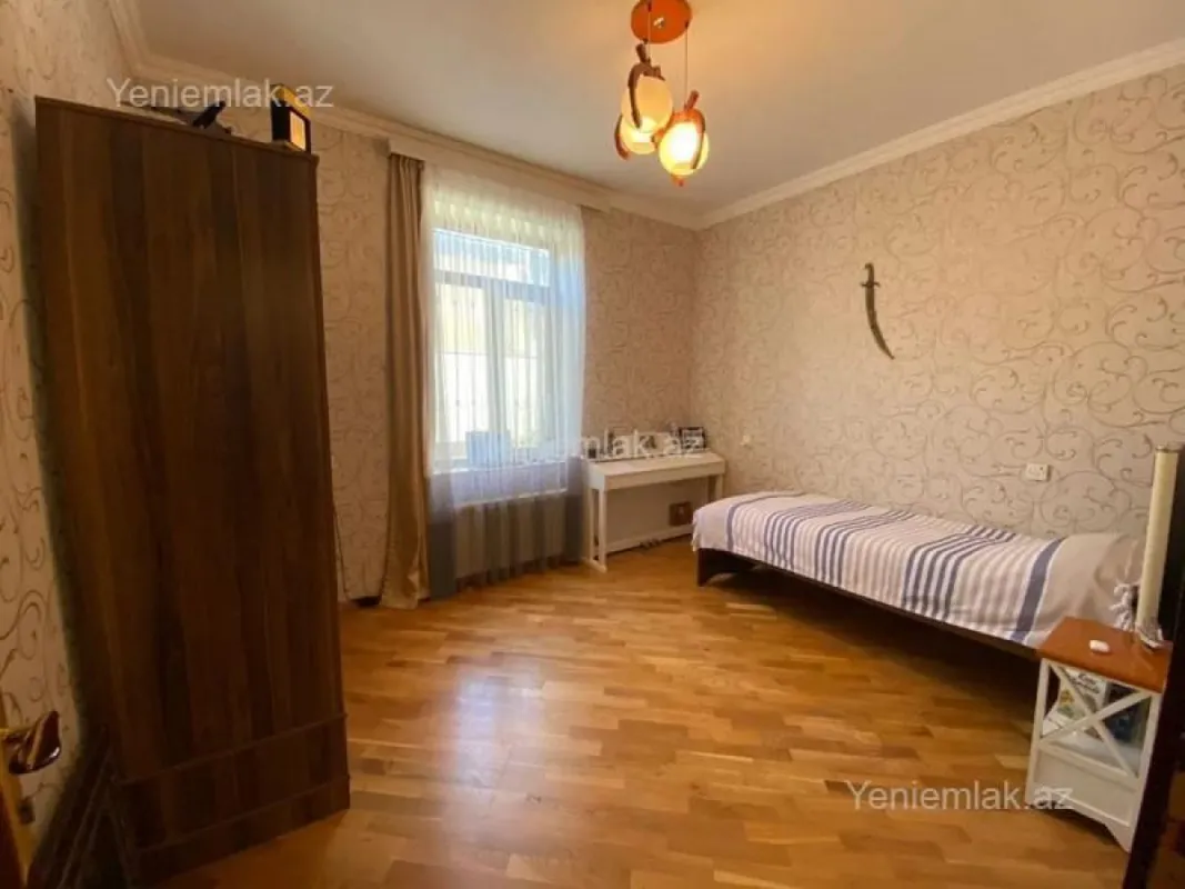 Satılır 4 otaqlı həyət evi 120 m²