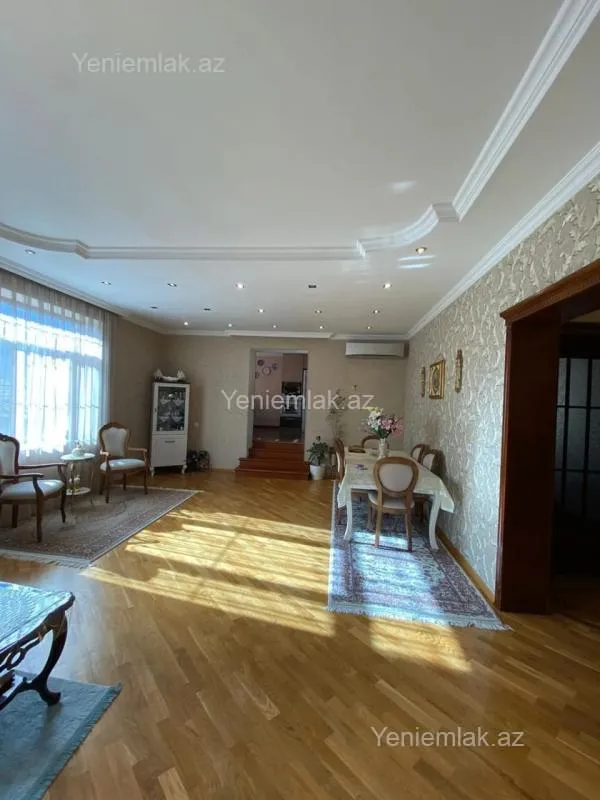 Satılır 4 otaqlı həyət evi 120 m²