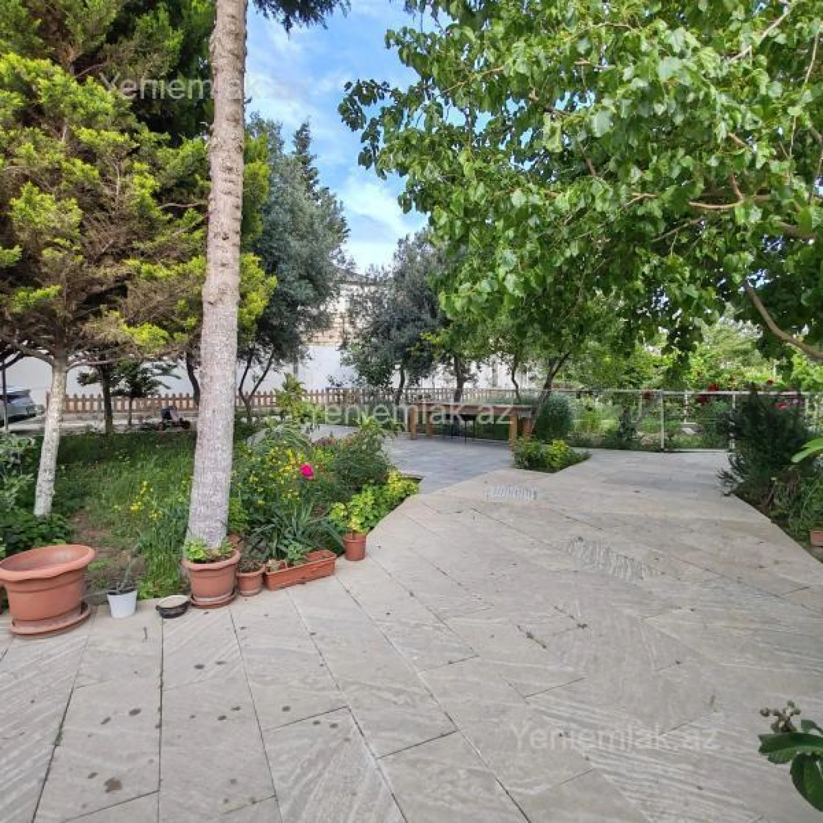 Satılır 4 otaqlı həyət evi 120 m²