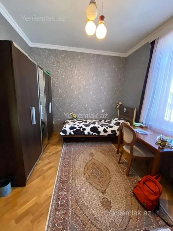 Satılır 4 otaqlı həyət evi 120 m²