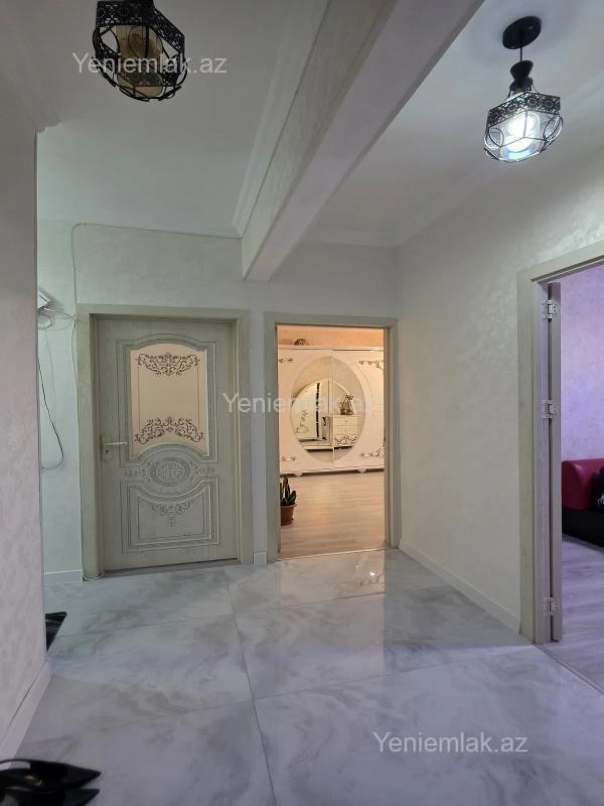 Satılır 4 otaqlı köhnə tikili 100 m²