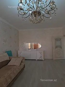 Satılır 4 otaqlı köhnə tikili 100 m²