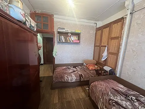 Satılır 3 otaqlı köhnə tikili 60 m²