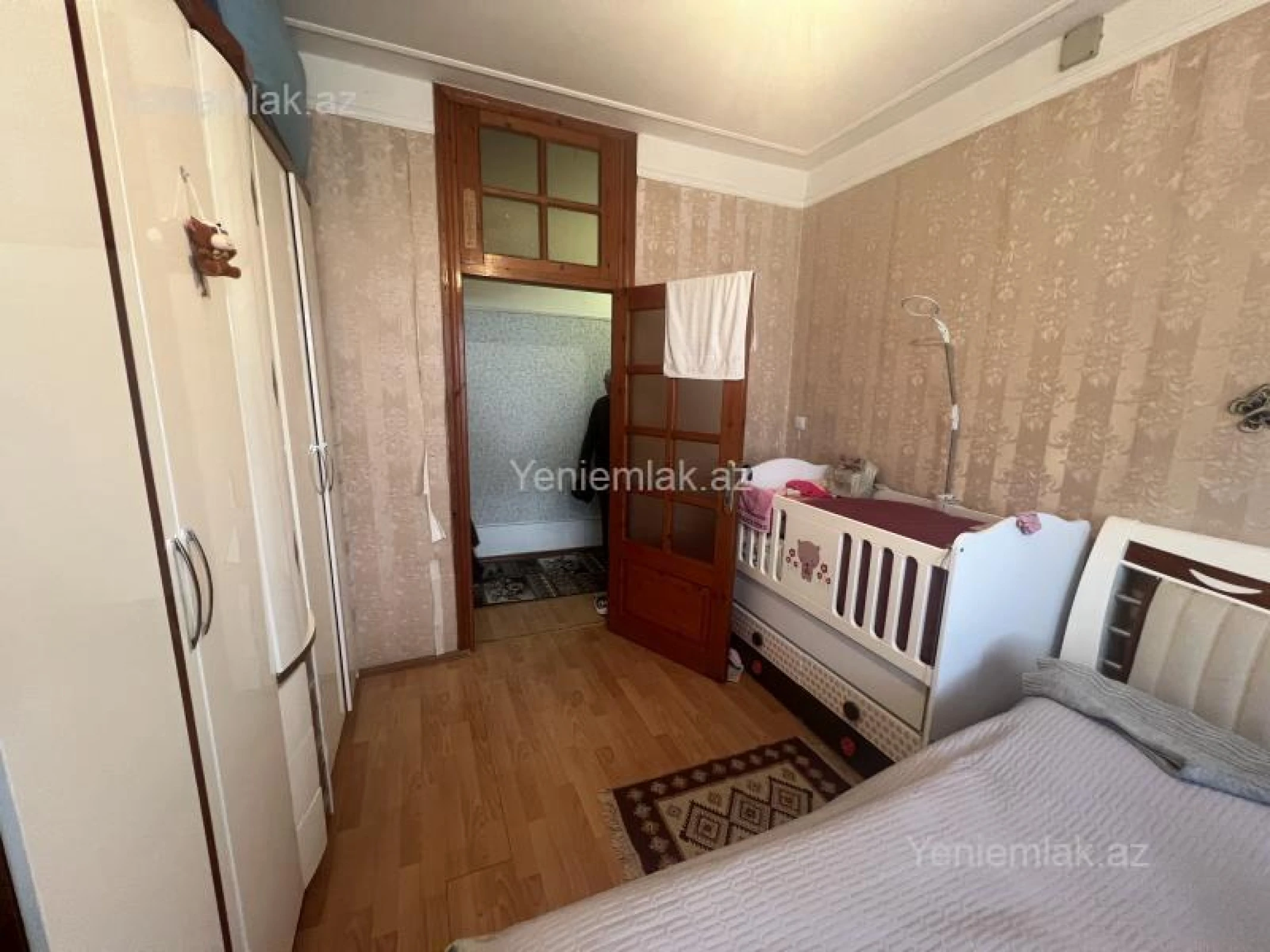 Satılır 3 otaqlı köhnə tikili 60 m²