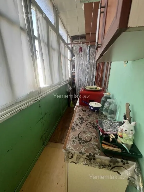 Satılır 3 otaqlı köhnə tikili 60 m²