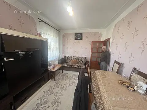 Satılır 3 otaqlı köhnə tikili 60 m²