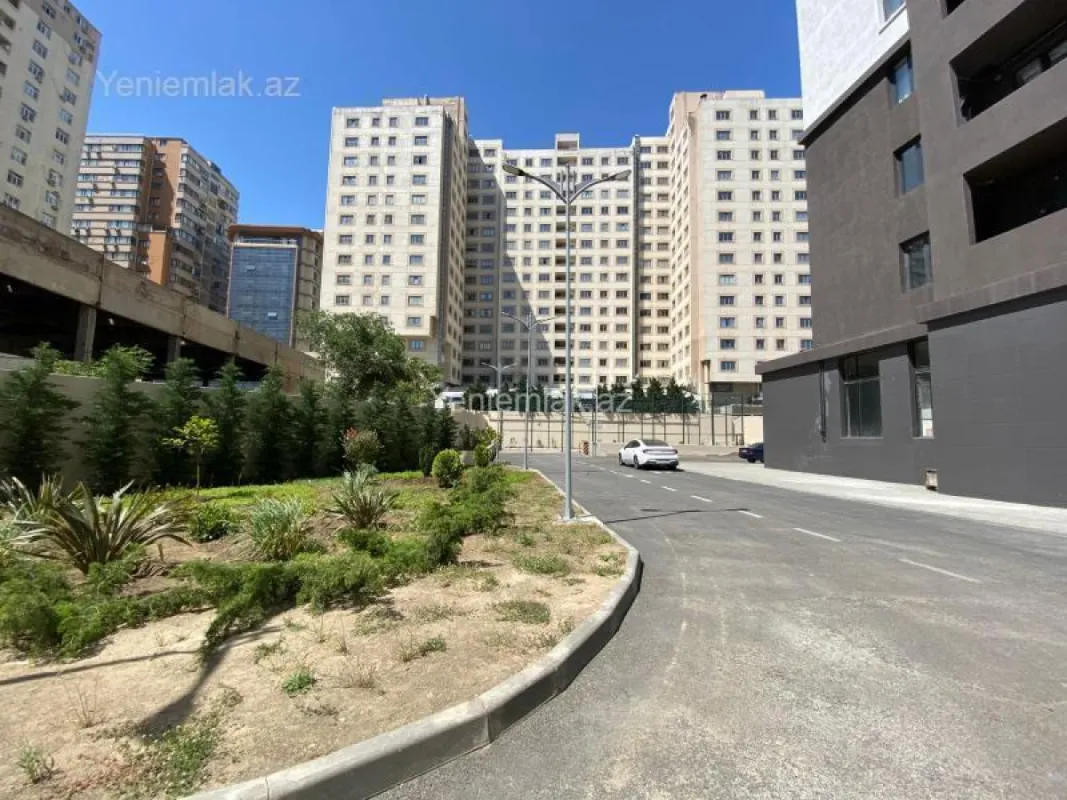 Satılır 4 otaqlı yeni tikili 142 m²