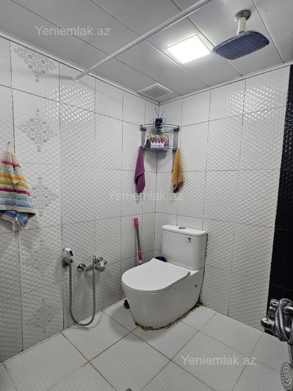 Satılır 3 otaqlı yeni tikili 75 m²