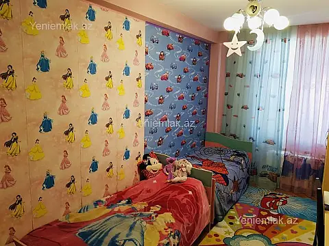 Satılır 3 otaqlı yeni tikili 128 m²