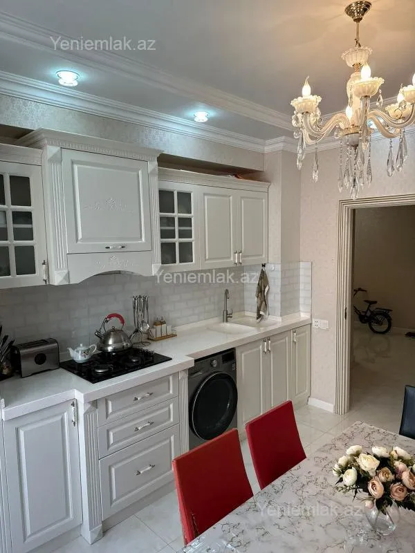 Satılır 3 otaqlı yeni tikili 96 m²