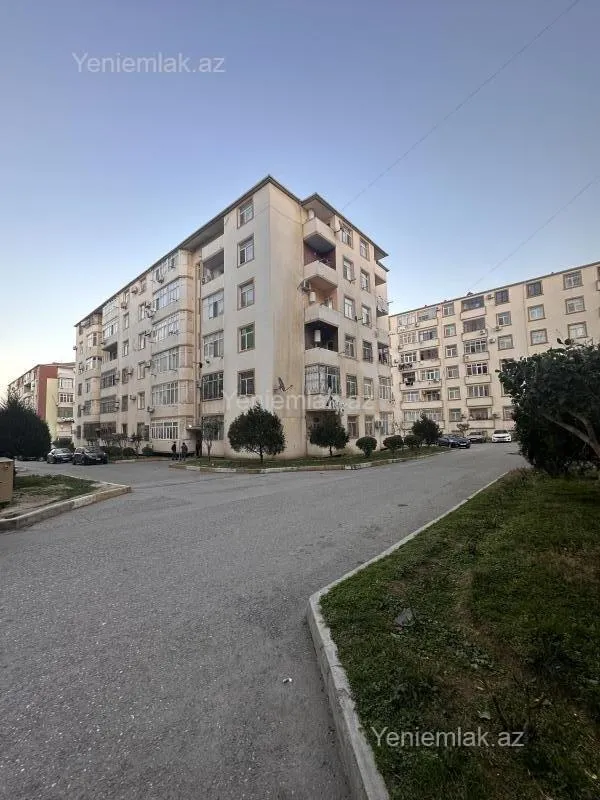 Satılır 2 otaqlı yeni tikili 83 m²