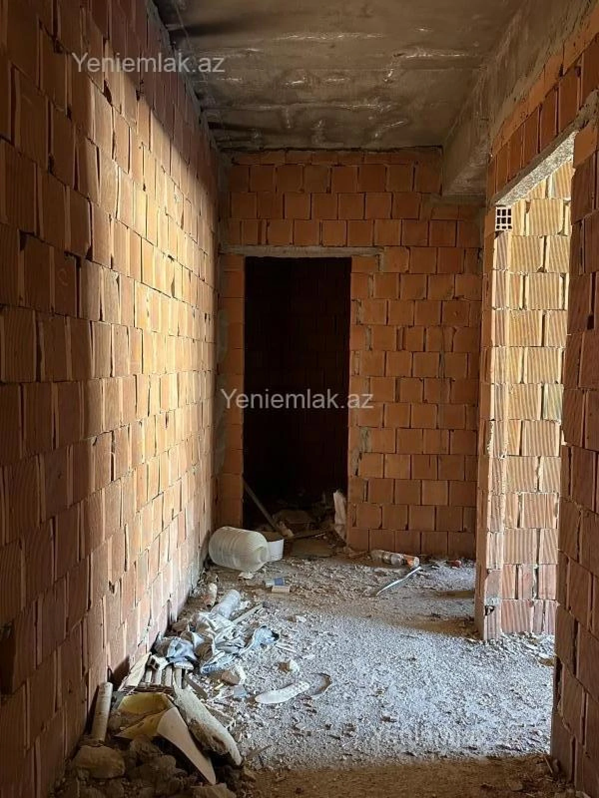 Satılır 2 otaqlı yeni tikili 83 m²