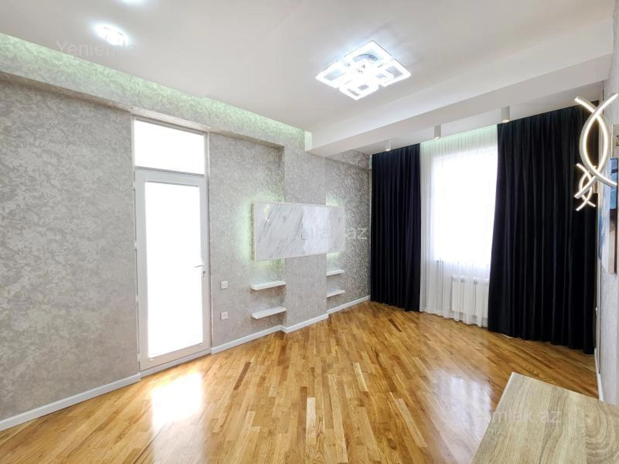 Satılır 3 otaqlı yeni tikili 120 m²
