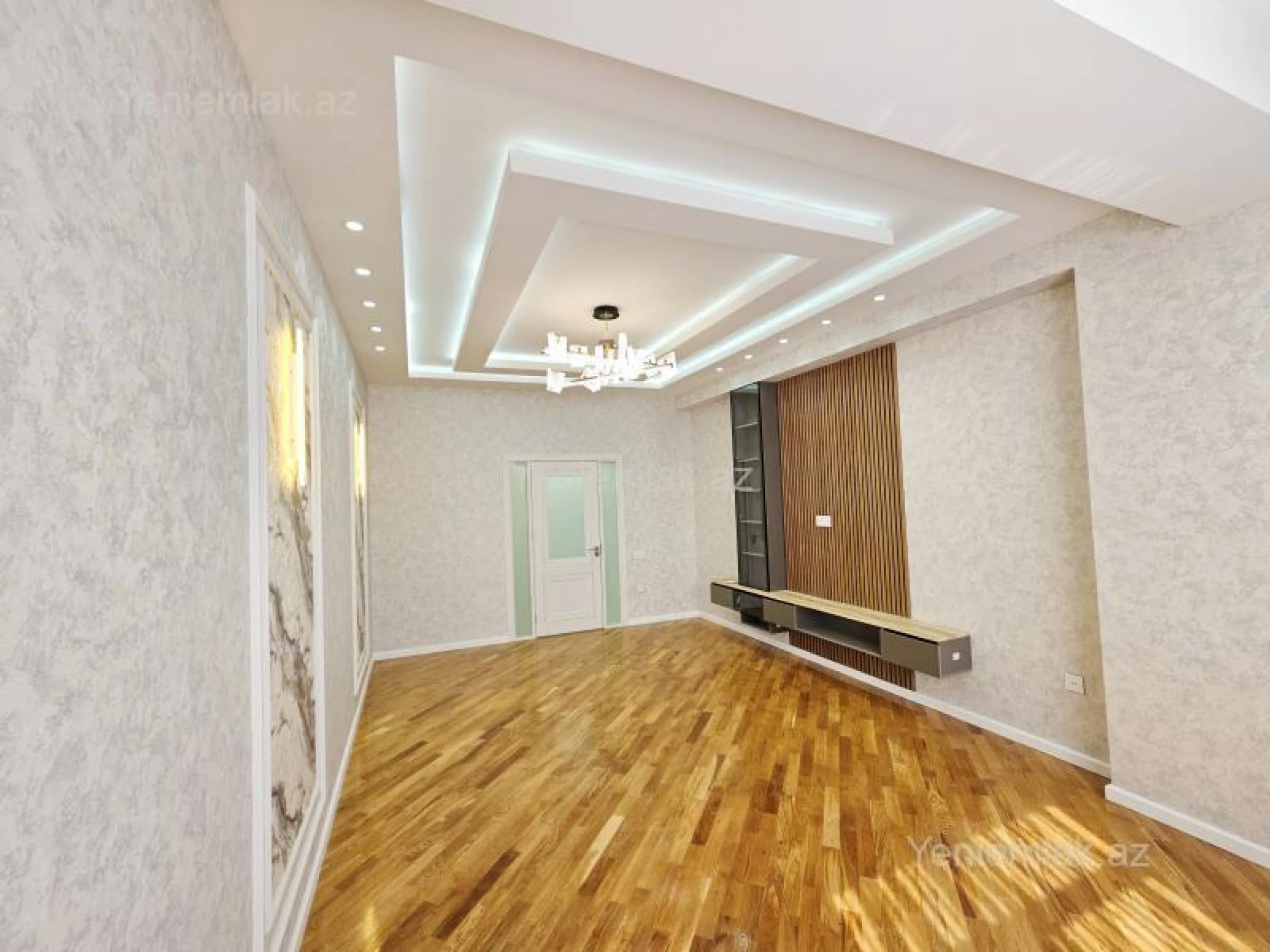 Satılır 3 otaqlı yeni tikili 120 m²