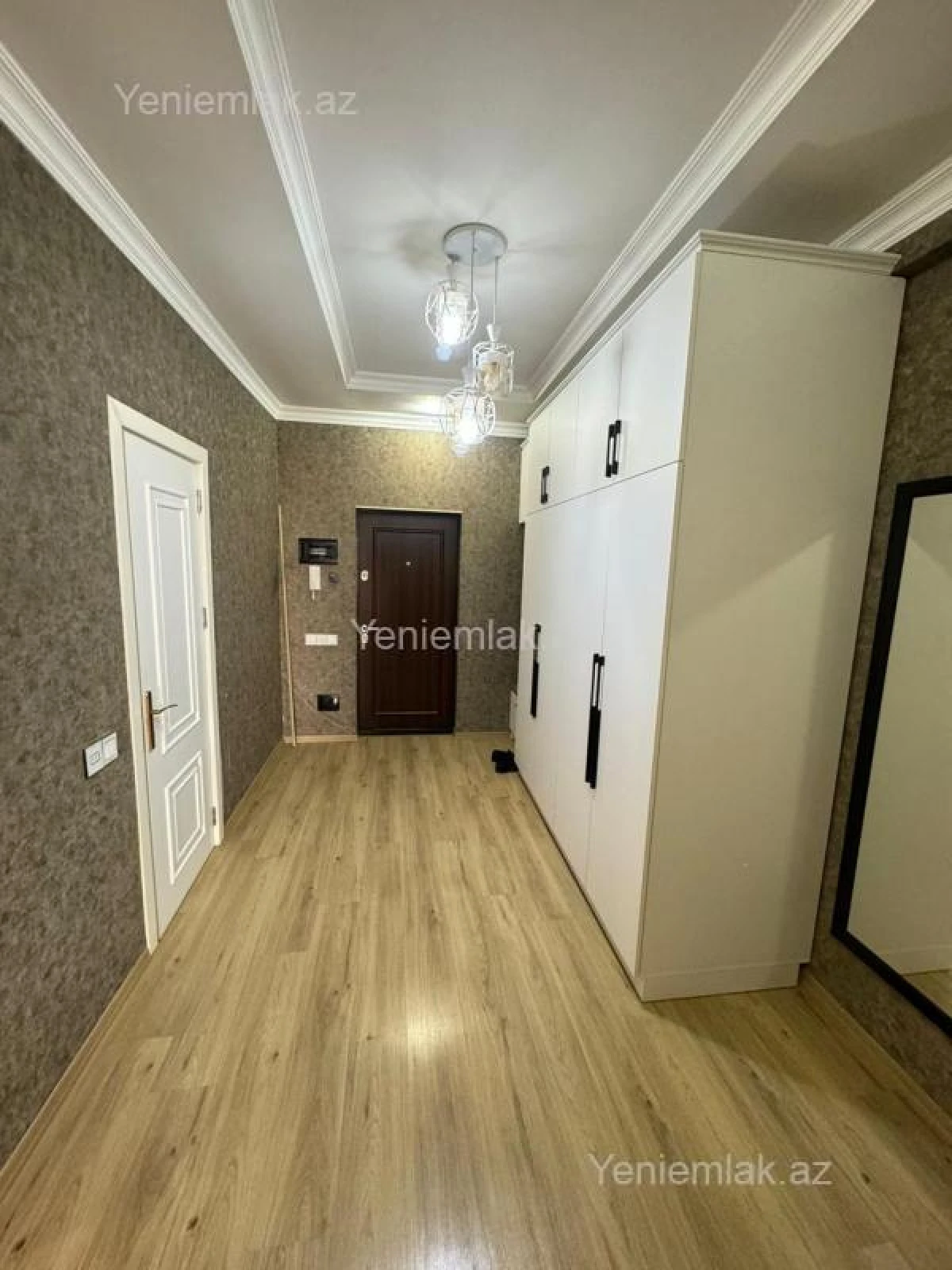 Satılır 3 otaqlı yeni tikili 97 m²