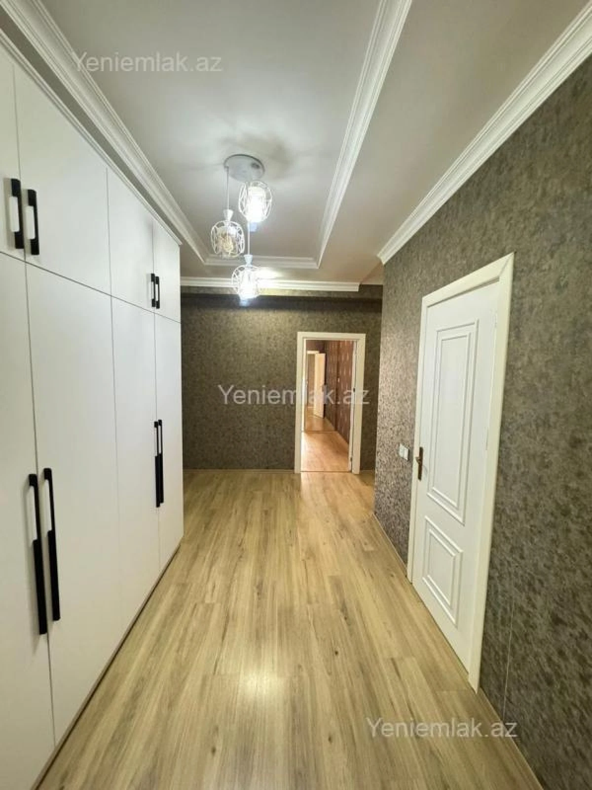 Satılır 3 otaqlı yeni tikili 97 m²