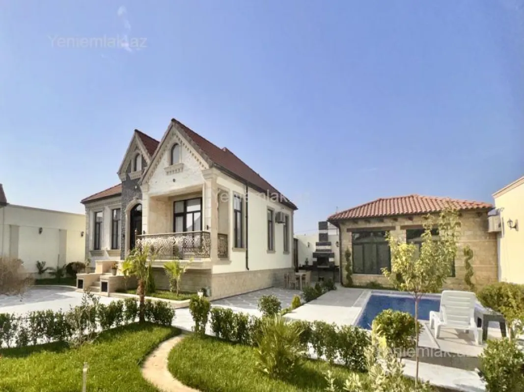 Satılır 5 otaqlı həyət evi 165 m²