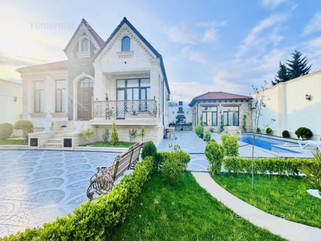 Satılır 5 otaqlı həyət evi 165 m²