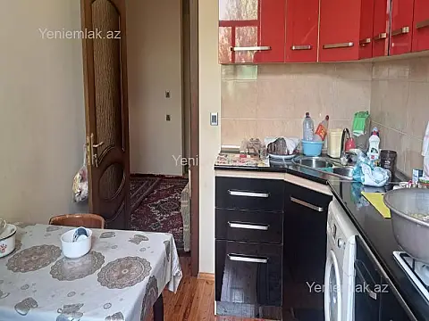 Satılır 4 otaqlı həyət evi 150 m²