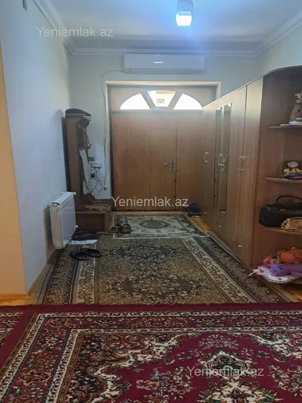 Satılır 4 otaqlı həyət evi 150 m²