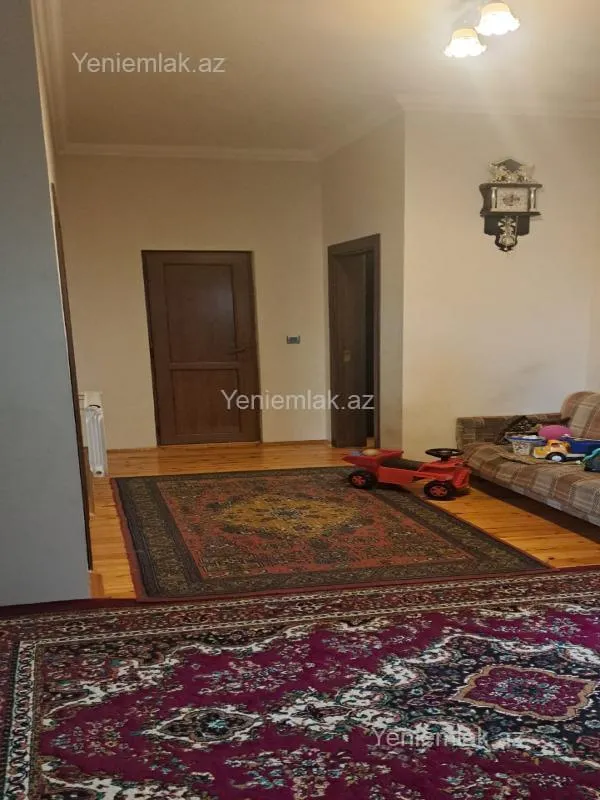 Satılır 4 otaqlı həyət evi 150 m²