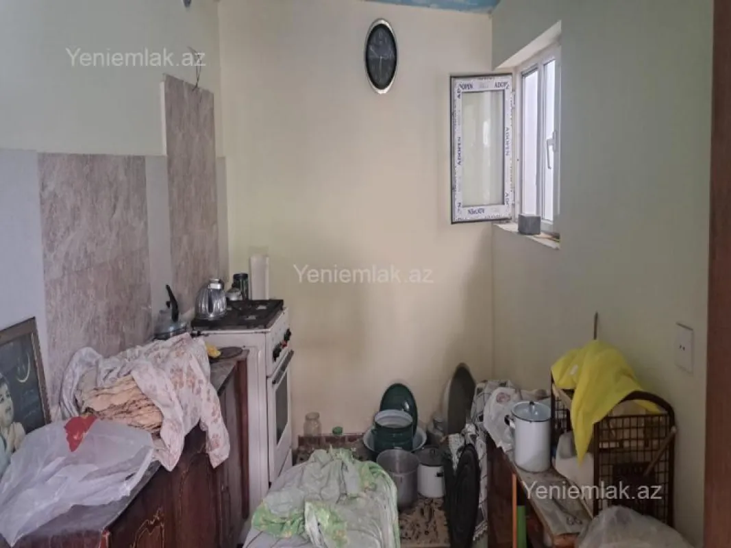 Satılır 4 otaqlı həyət evi 150 m²