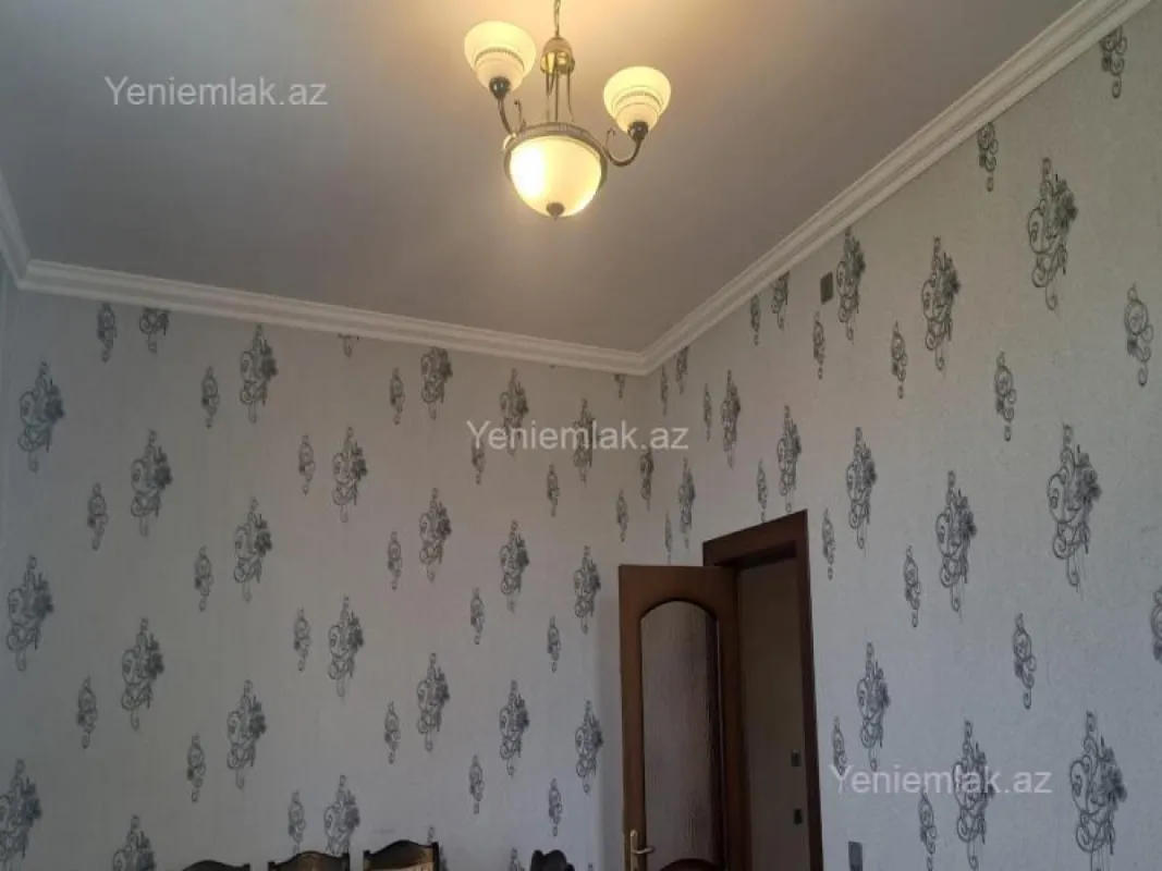 Satılır 4 otaqlı həyət evi 150 m²