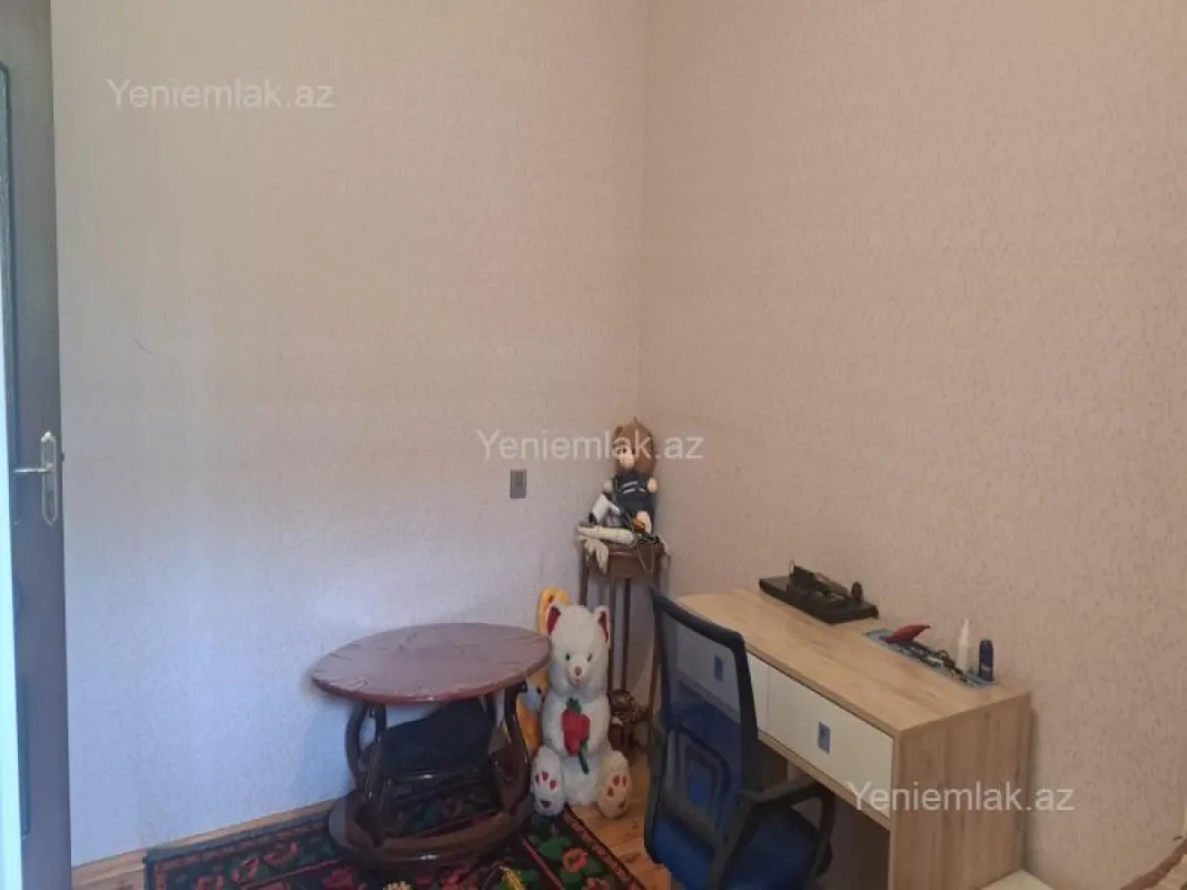 Satılır 4 otaqlı həyət evi 150 m²