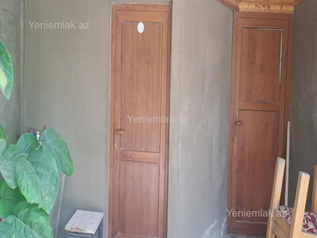 Satılır 4 otaqlı həyət evi 150 m²