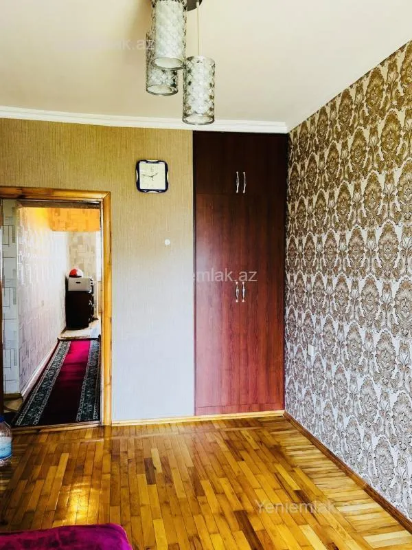 Satılır 3 otaqlı köhnə tikili 85 m²