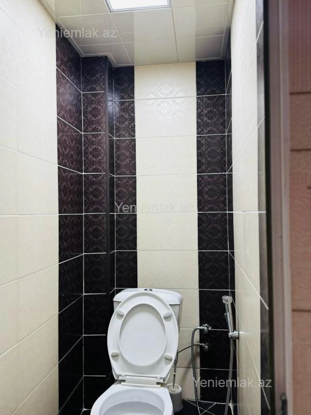 Satılır 3 otaqlı köhnə tikili 85 m²