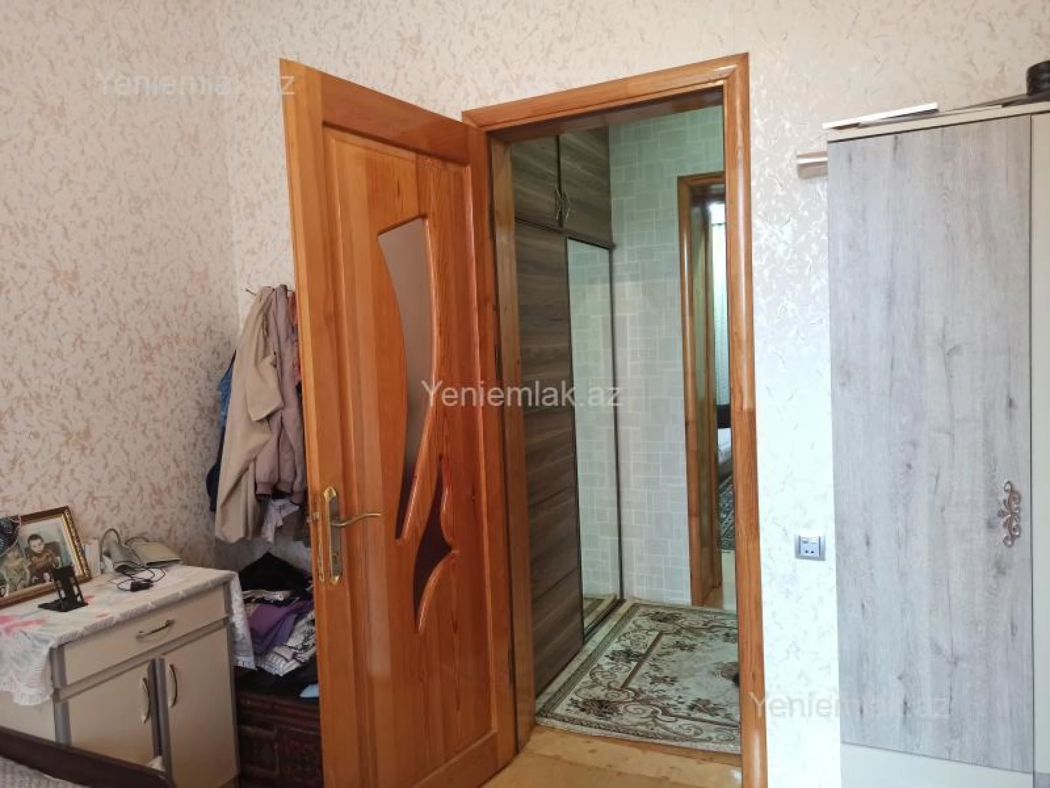 Satılır 2 otaqlı köhnə tikili 55 m²