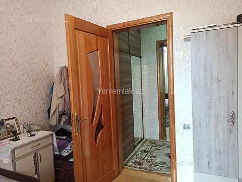 Satılır 2 otaqlı köhnə tikili 55 m²