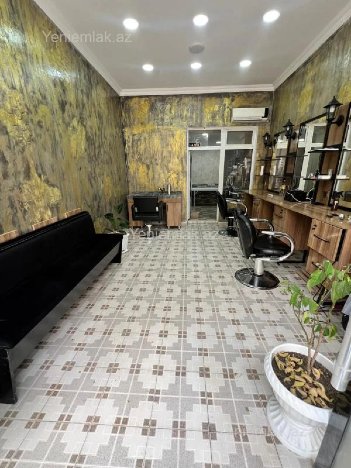 Satılır 3 otaqlı obyekt 100 m²