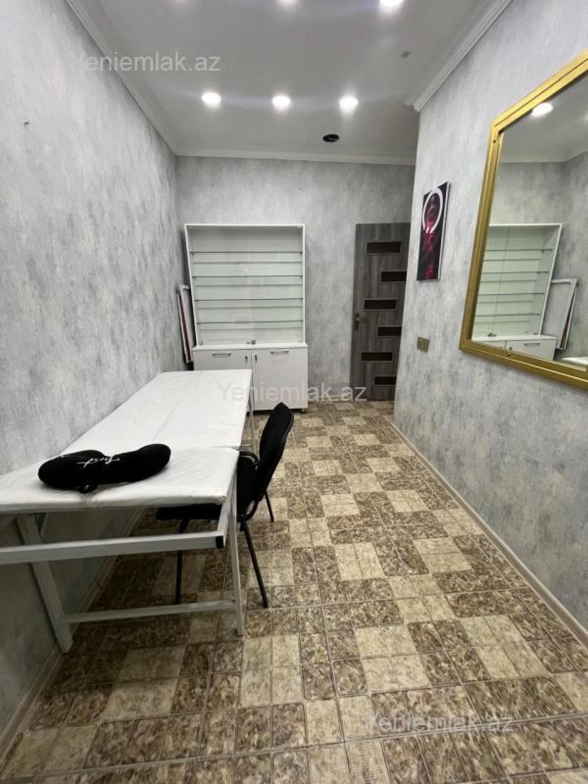 Satılır 3 otaqlı obyekt 100 m²