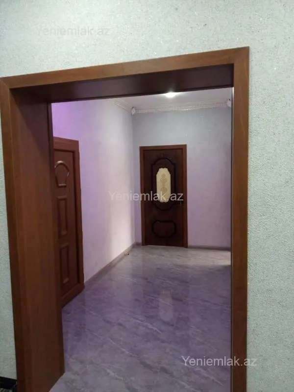 Satılır 5 otaqlı həyət evi 254 m²